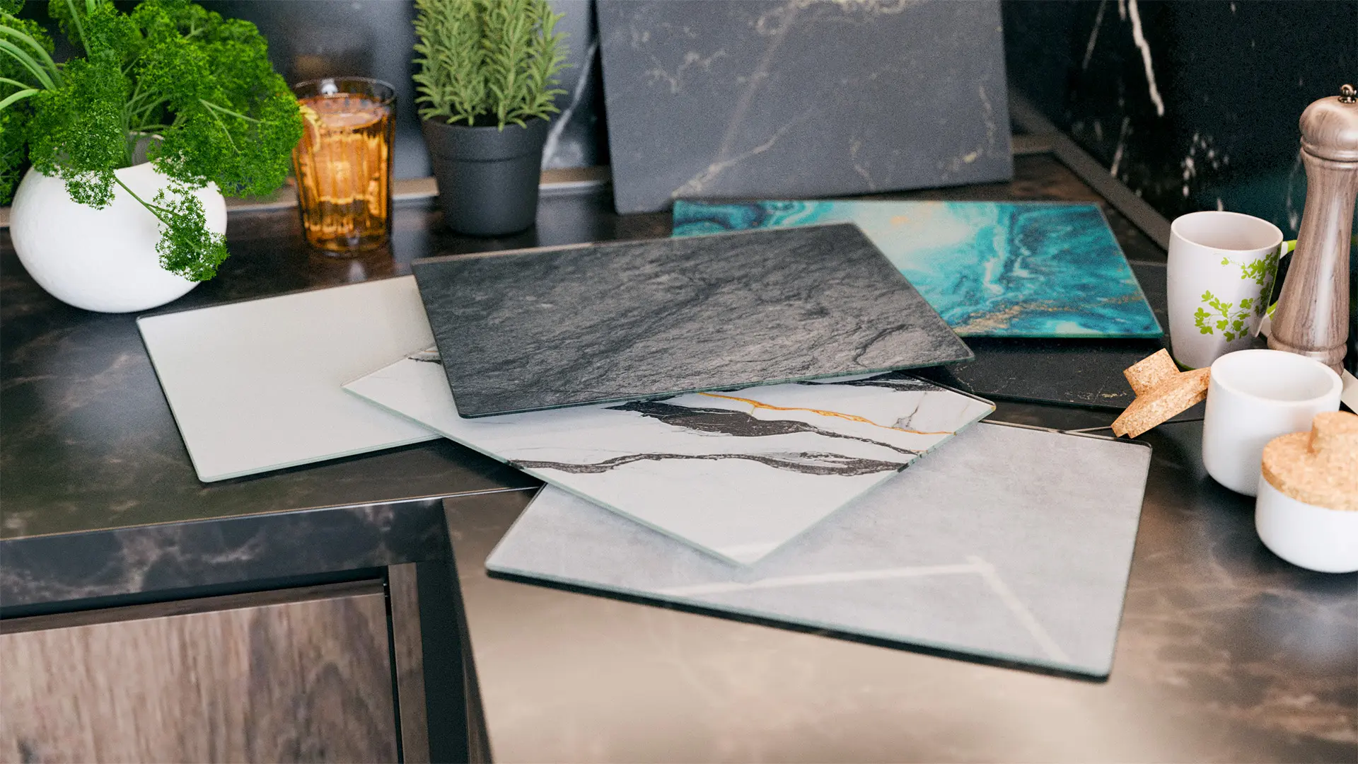 Glass chopping board 30 × 40 cm - PETRIFIED WOOD Kitchen board, protective panel, glass serving tray - Image 8